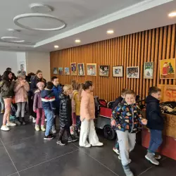 20.15_Zima_skozi_otroske_oci_original